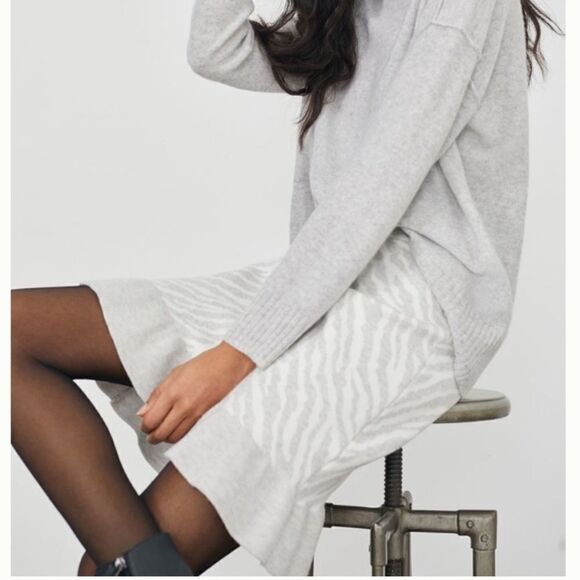 Dolan left coast zebra ruffle knit mini skirt - Picture 1 of 14